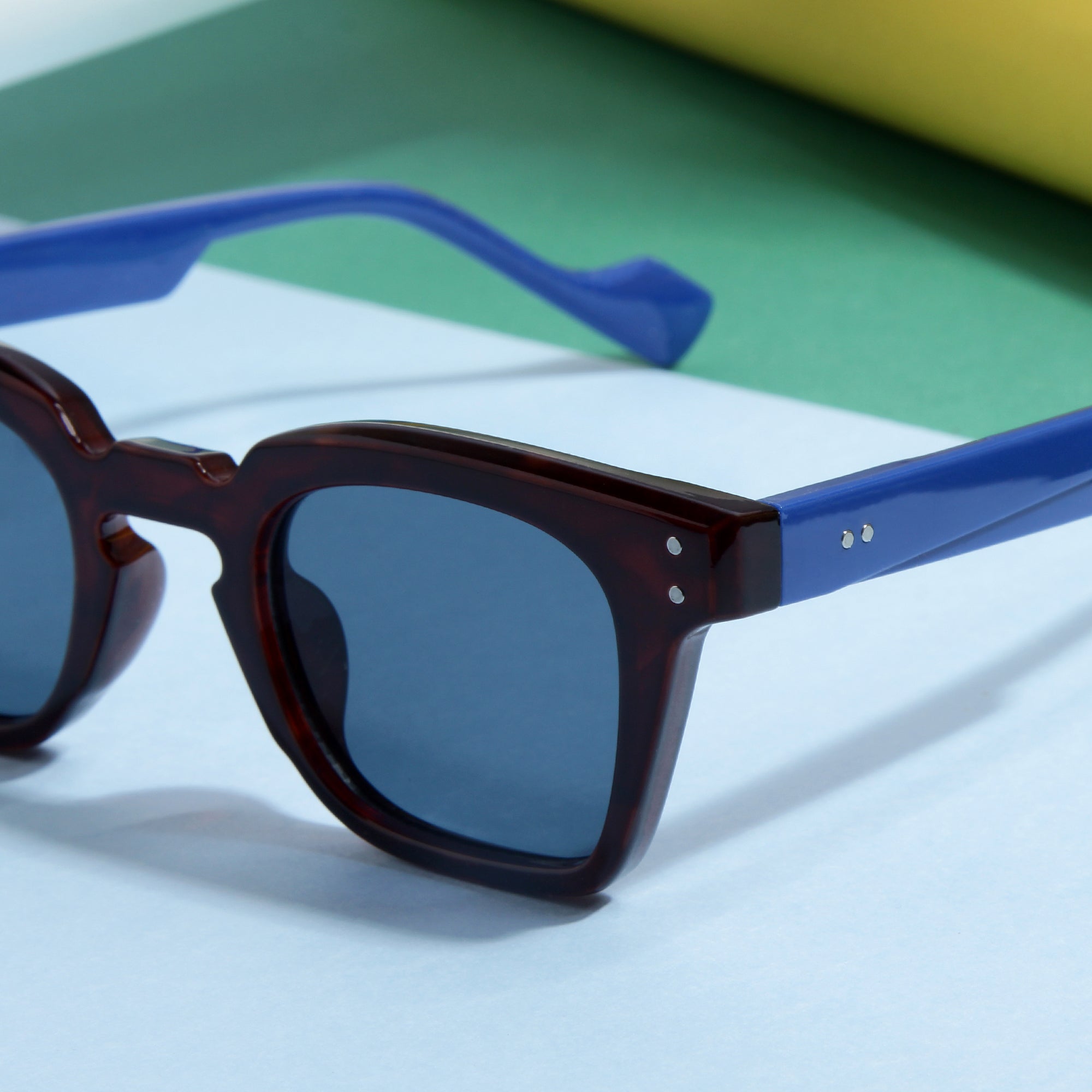 Blue Brown Black SZ 2001 Square Sunglasses