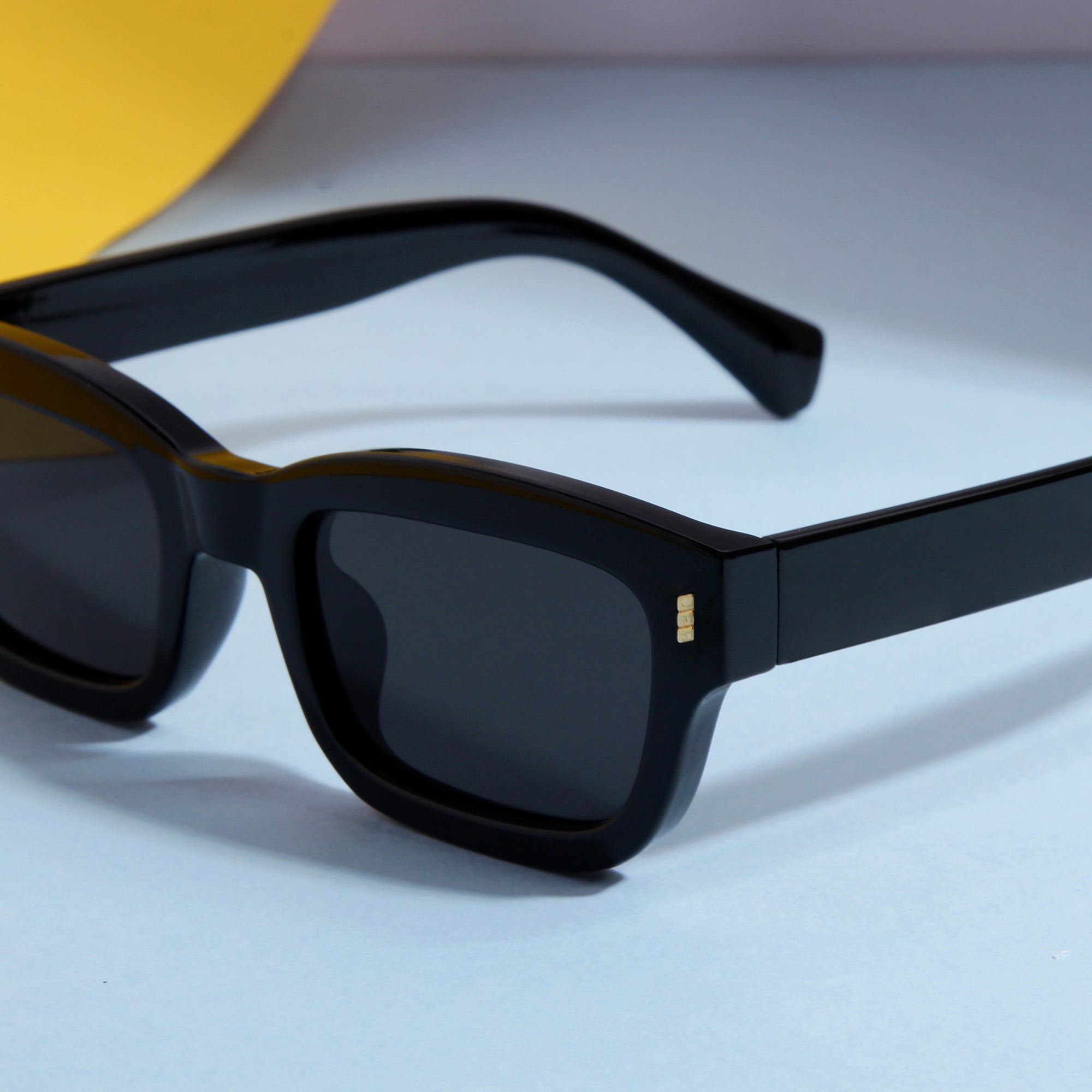 Lizard Black Rectangle Sunglasses