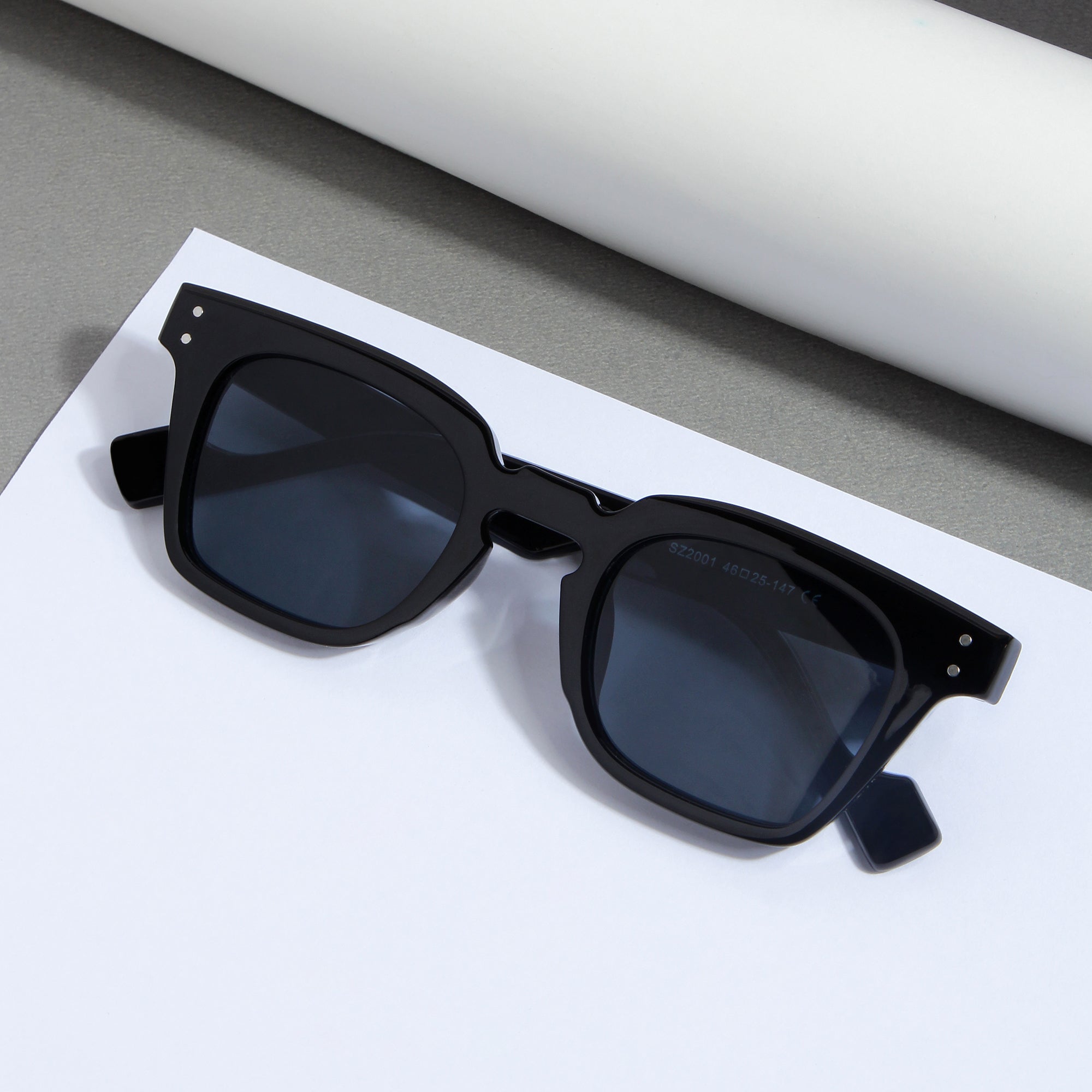 Full Black SZ 2001 Square Sunglasses