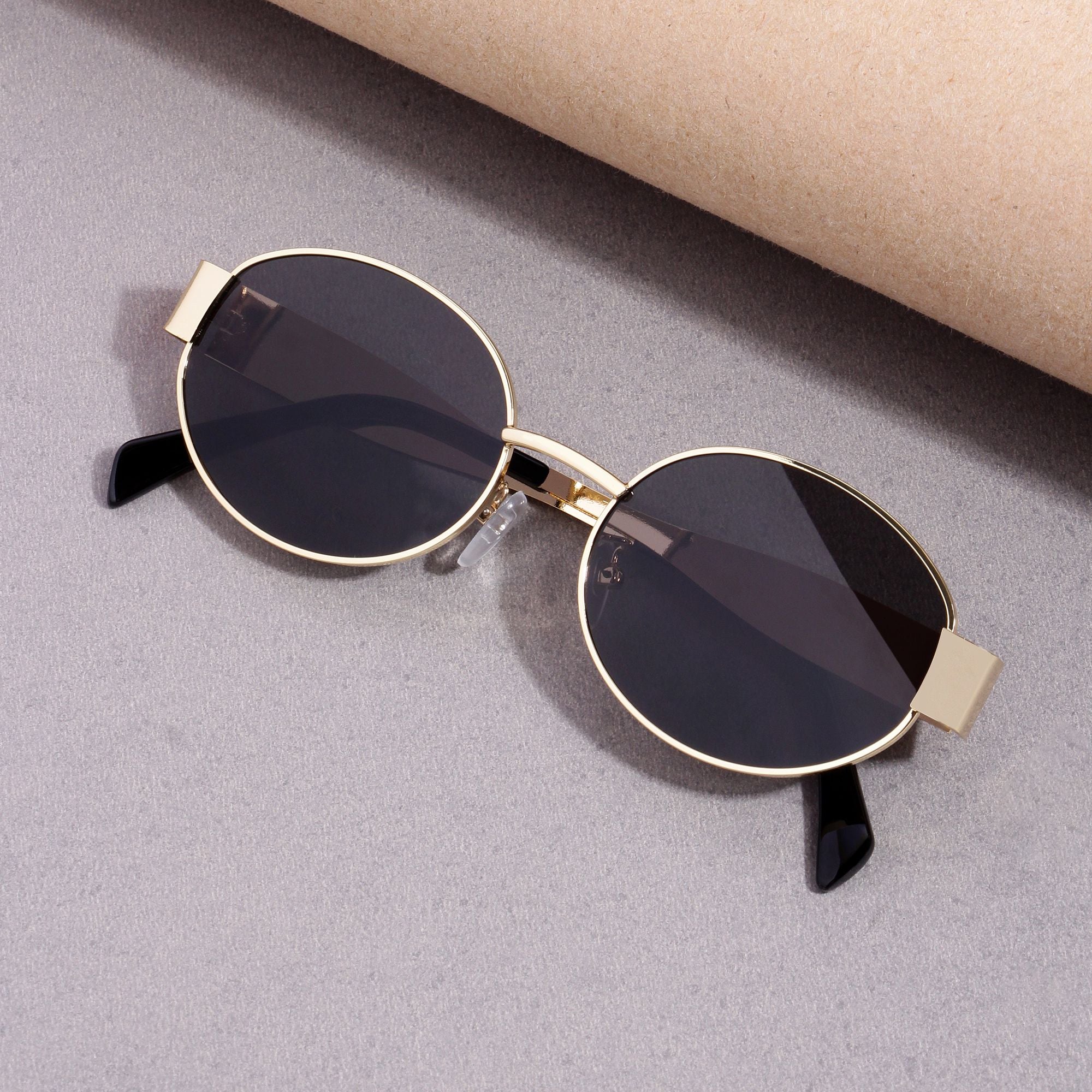 FF2380 Gold Black Oval Sunglasses