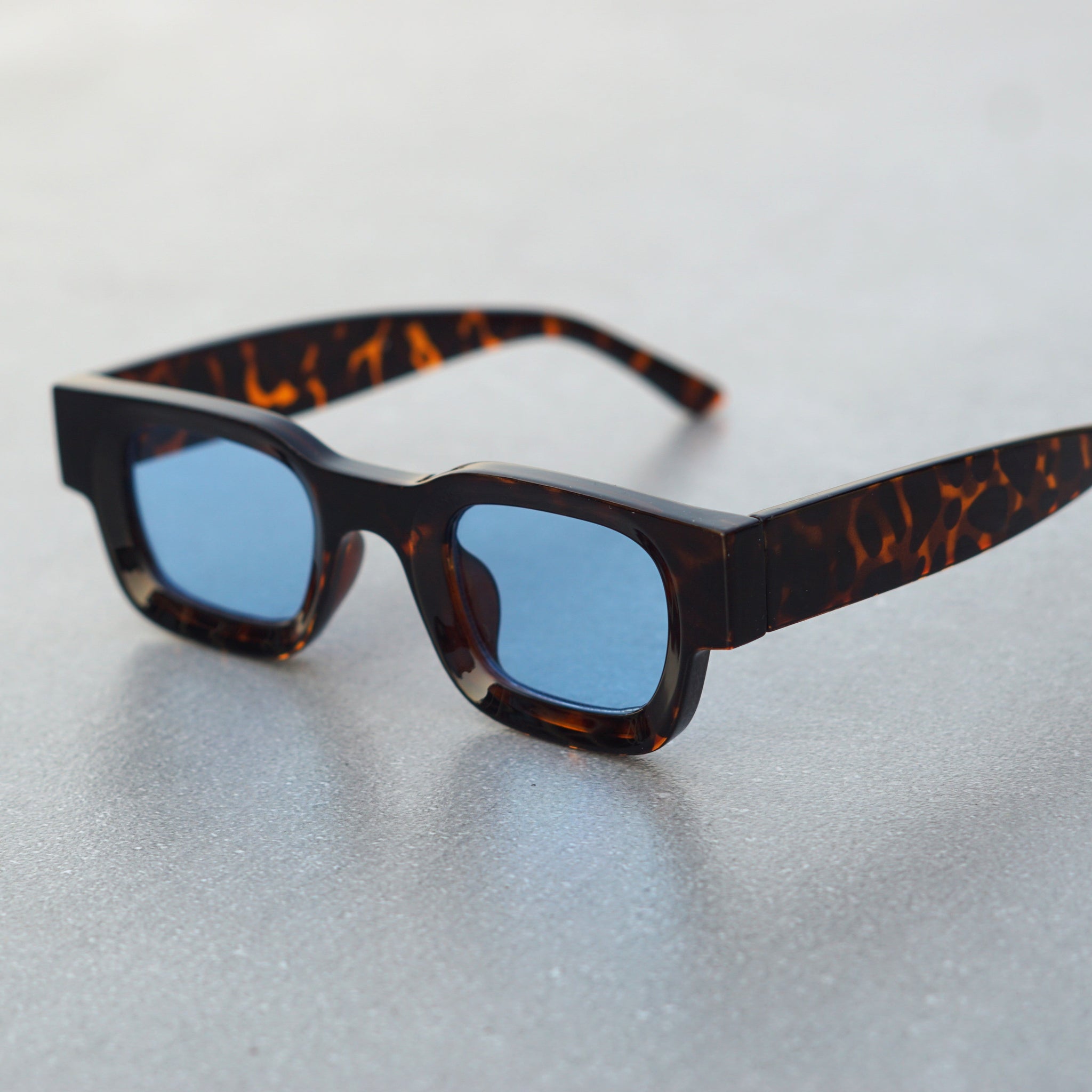 Vintage V1 Tortoise Black Blue Square Sunglasses